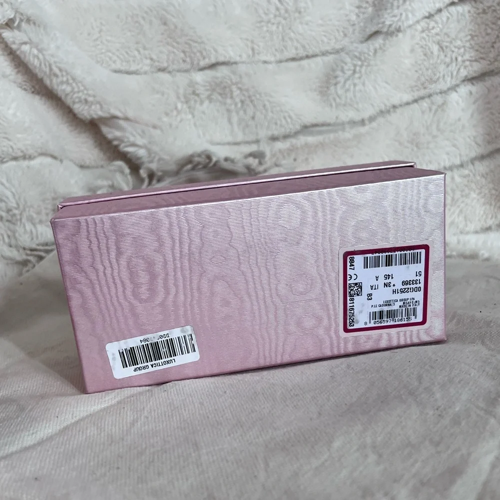 Brand-new Dolce & Gabbana sunglass cardboard box - Picture 6 of 9